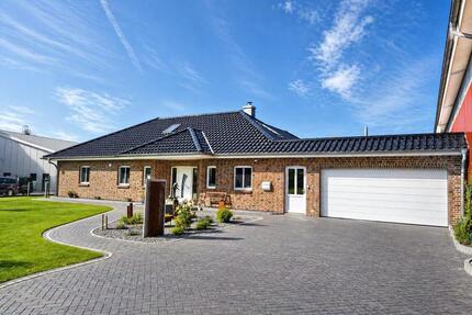 Bungalow, Haus mit Halle, Resthof, Gewerbeimmobilie, Werkstatt - Viöl