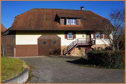 Historisches Anwesen mit außergewöhnlichem Grundstück in zentraler Lage von Biberach ! - Biberach i. K. Prinzbach