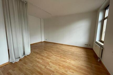 Helle Ein-Raum-Wohnung in Chemnitz