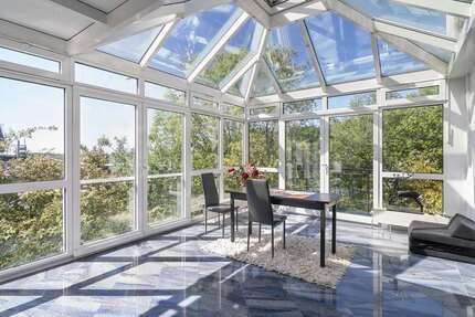 Haus zum Mieten in Schmitten Oberreifenberg 3.900,00 € 330 m² - Schmitten / Oberreifenberg