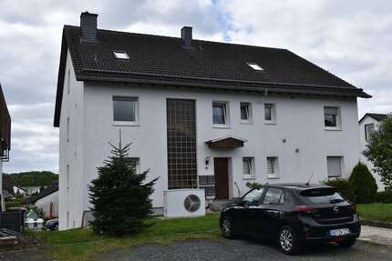 Haus zum Kaufen in Nauroth 492.000,00 € 446 m²