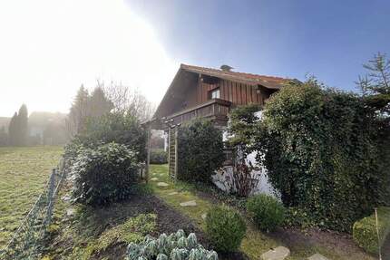 Malerisches Haus in Konzell - 525.000,00&nbsp;EUR Kaufpreis, ca.&nbsp; 150,00&nbsp;m&sup2;&nbsp;Wohnfl&auml;che in Konzell (PLZ: 94357)