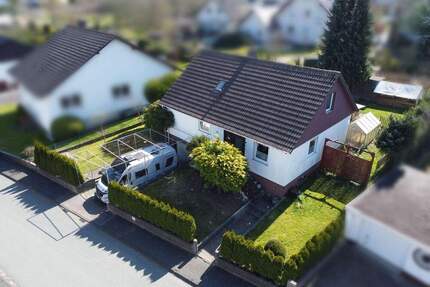 Die Basis steht - jetzt fehlen nur noch Ihre Ideen! Einfamilienhaus in gewachsener Nachbarschaft von Kirchborchen - Borchen / Kirchborchen