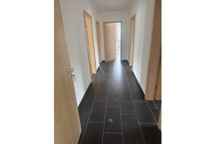 Mietwohnung - 800,00&nbsp;EUR Kaltmiete, ca.&nbsp; 83,00&nbsp;m&sup2; in Bad Oeynhausen (PLZ: 32547) Rehme