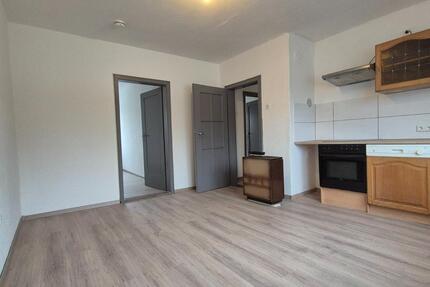 Stadt Zwiesel: Zentrumsnahe u. helle 2 Zimmer Wohnung m. EBK