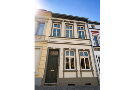 Haus zum Kaufen in mönchengladbach 179.000,00 € 190 m²