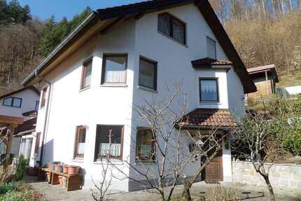 Haus zum Kaufen in Zell 480.000,00 € 182.48 m²