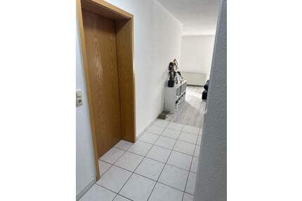 Gepflegte 2-Zi. Wohnung mit Balkon - Niederwerrn