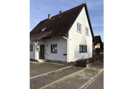 Haus zum Kaufen in Lichtenau 220.000,00 € 109 m²