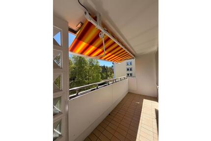 3,5-Zimmer-Wohnung mit Balkon, Pool & Sauna, 93m2 Wohnkomfort - Bayreuth Altstadt