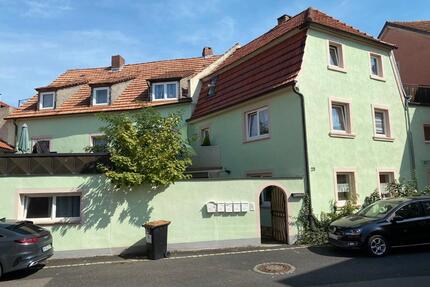 3 Zi Whg mit EBK in Gerolzhofen ab 1. April zu verm