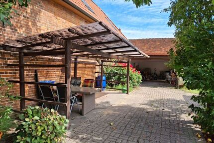 Attraktives Mehrfamilienhaus - 185.000,00&nbsp;EUR Kaufpreis, ca.&nbsp; 178,00&nbsp;m&sup2;&nbsp;Wohnfl&auml;che in Hagenow (PLZ: 19230)