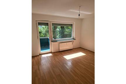 3 Zimmer Wohnung Balkon Keller Düsseldorf Unterrath