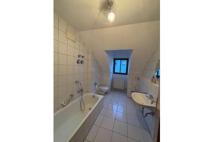 2-Zimmer Dachgeschosswohnung - Erstbezug nach Sanierung - Bernried