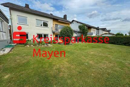 Haus zum Kaufen in Kehrig 390.000,00 € 268 m²