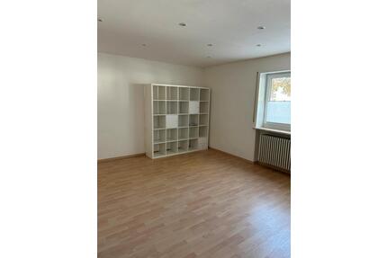 Wohnung mieten - 630,00&nbsp;EUR Kaltmiete, ca.&nbsp; 37,00&nbsp;m&sup2; in Landshut (PLZ: 84034) Landshut-West