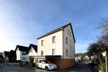 Haus zum Kaufen in Holzheim 329.000,00 € 174.41 m²