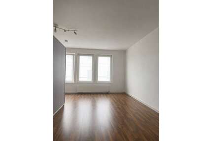 Wohnung zum Mieten in Berlin 700,00 € 55.79 m²