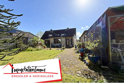 Platz für die ganze Familie | Doppelhaushälfte mit sonnigem Garten & Garage in Halstenbek-Krupunder
