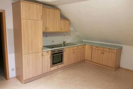 Helle 4,5 Zimmer Wohnung in ruhiger Lage - Walderbach