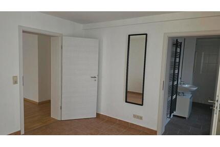 3 ZKB Einbauküche Stellplatz - 930,00&nbsp;EUR Kaltmiete, ca.&nbsp; 105,00&nbsp;m&sup2; in Spiesen-Elversberg (PLZ: 66583)