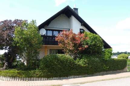 Haus zum Kaufen in Argenthal 345.000,00 € 186 m²