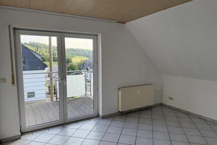 7-Zimmer Maisonette-Wohnung - 200.000,00&nbsp;EUR Kaufpreis, ca.&nbsp; 164,80&nbsp;m&sup2; in Wilnsdorf (PLZ: 57234)