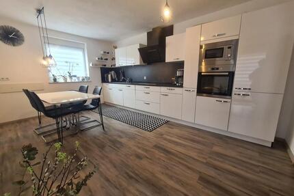 Wohnung inkl. Einbauküche in zentraler Lage zu vermieten - Breidenbach