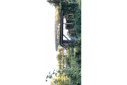 Idyllischer Kleingarten mit gemütllicher Laube - Friedrichroda