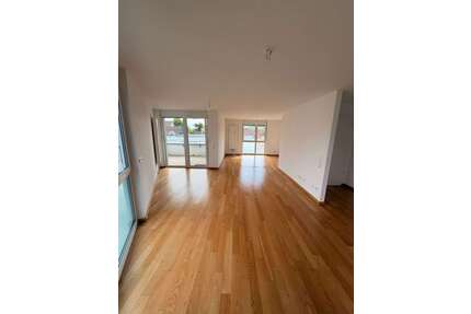 Wohnung zum Mieten in Filderstadt 1.200,00 € 84.23 m²