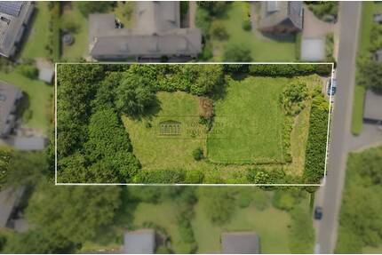 Großzügiges Baugrundstück 2.700 m² - Halstenbek