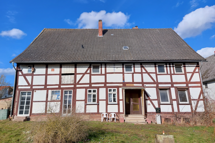 Haus zum Kaufen in Dassel 135.000,00 € 250 m²