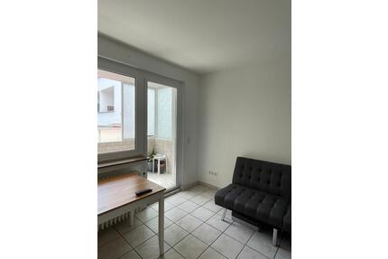 Geräumige 1-Zi.-Single-Wohnung mit Balkon, Nähe Stadtmitte - Dortmund