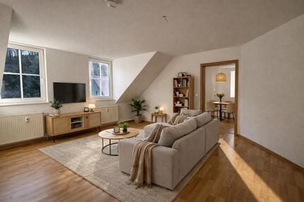 Helle, renovierte 3-Raum-Dachgeschosswohnung in Döbeln – sofort bezugsfrei!