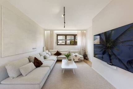 Modernisiertes Reiheneckhaus mit Sonnenterrasse und zusätzlichem Ausbaupotenzial - Köln Widdersdorf