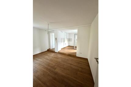 2,5 Zimmer Wohnung Saniert Absofort! - Freiburg im Breisgau Betzenhausen