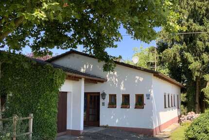 Haus zum Kaufen in Hohenlinden 590.000,00 € 110 m²