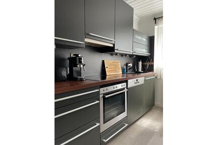 Möblierte 3 Zimmer Wohnung mit Balkon im Grünen, Garage, Zentral - Nürnberg Altstadt, St. Lorenz