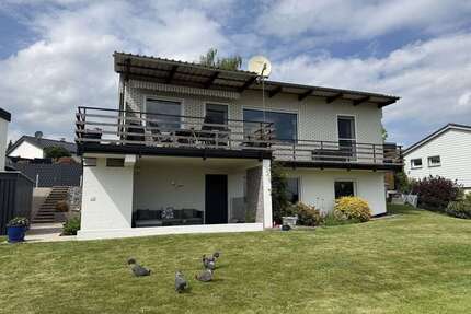 Haus zum Kaufen in Brakel 208.000,00 € 120 m²