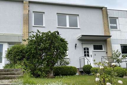Haus zum Kaufen in Lütjenburg 198.000,00 € 89.21 m²