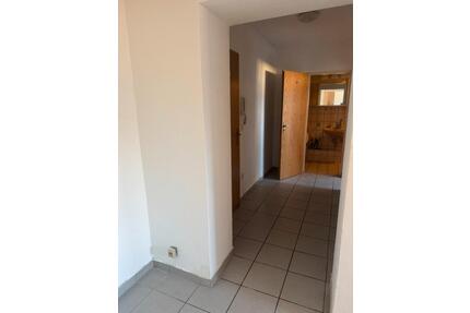 2 Zimmer Wohnung ca.60 Quadratmeter zu vermieten - Düsseldorf Oberbilk