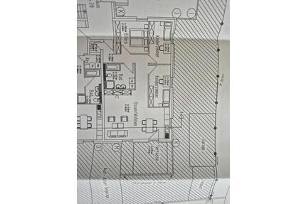 Moderne 4-Zimmer-Wohnung im 1. Obergeschoss mit Balkon, Garage - Neckarwestheim