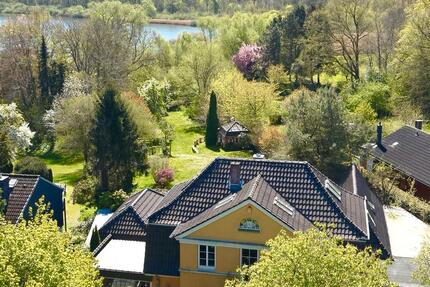 Stadt Villa mit Gutshaus Charakter am See - Kiel Russee