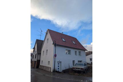 Schickes Einfamilienhaus mit Gestaltungspotential - Münsingen-Trailfingen