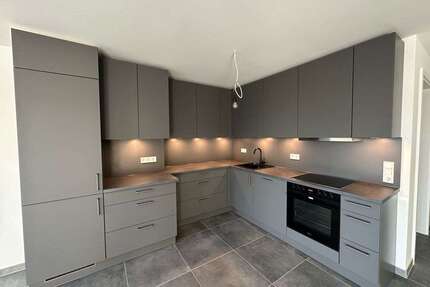 Wohnung zum Mieten in Frankfurt 1.850,00 € 82.03 m²