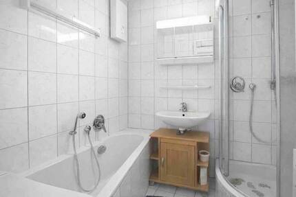 Gepflegte 3-Zimmer-Wohnung mit Balkon, Aufzug & Weitblick in ruhiger Lage von Bielefeld-Sennestadt