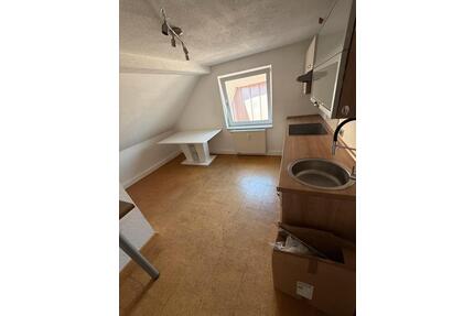 3-Zimmer-Dachgeschosswohnung mit ca. 72 m² in Siegen-Eiserfeld - Kreuztal