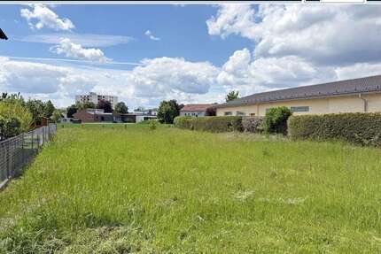 Grundstück zu verkaufen in Altdorf 595.000,00 € 620 m²