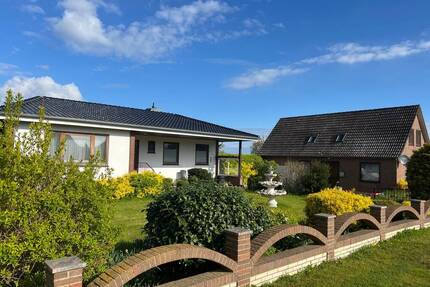 Herrliches Grundstück bebaut mit zwei Einfamilienhäusern! - Riepsdorf Altratjensdorf