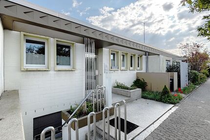Architektenbungalow + Einliegerwohnung + separate Büroeinheit in Feldrandlage von DA-Arheilgen - Darmstadt-Arheilgen Darmstadt/Vororte